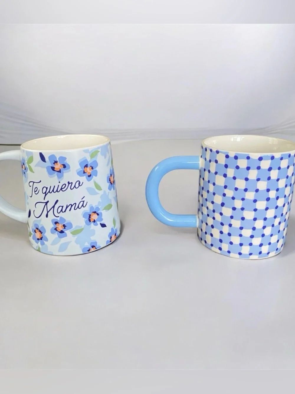 Target Room Essentials Spanish Mug Set – Feliz Día Papá & Te Quiero Mamá – NWT